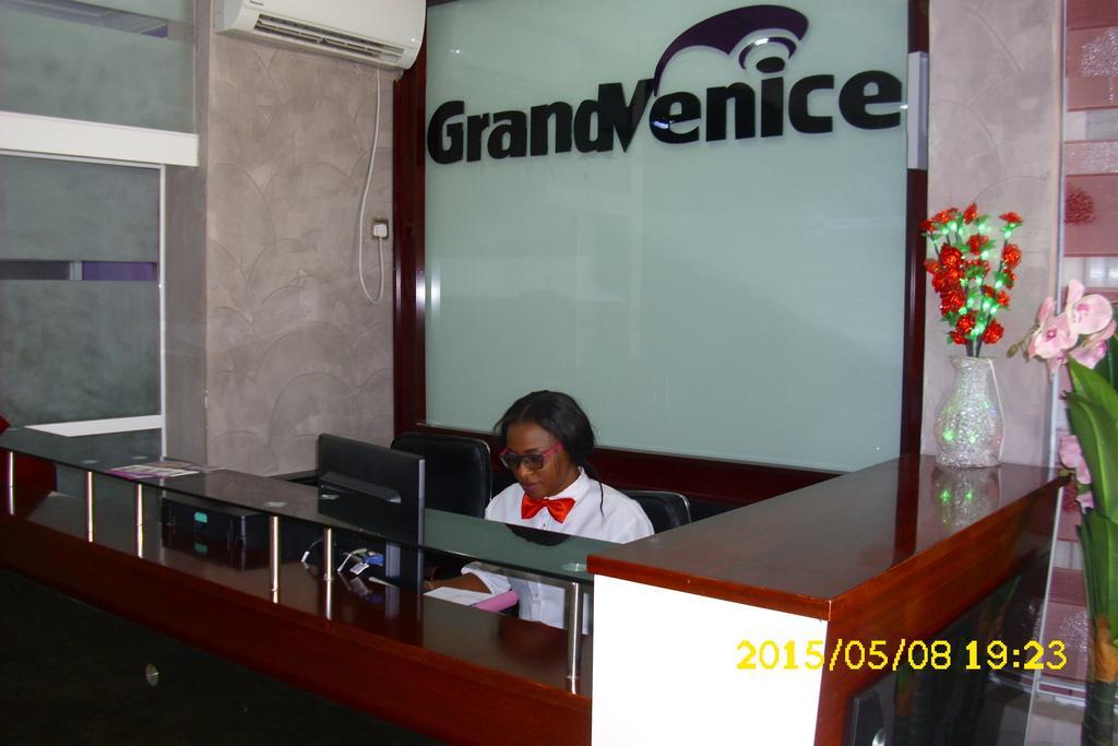 Grand Venice Transit Apartments Lagos Kültér fotó