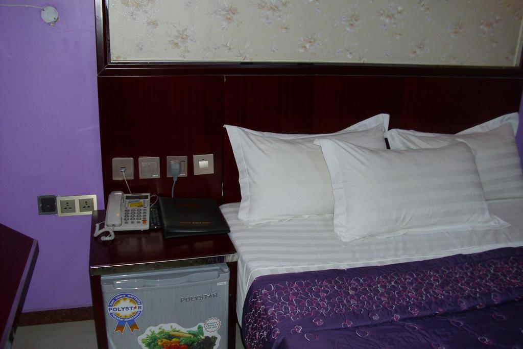 Grand Venice Transit Apartments Lagos Szoba fotó